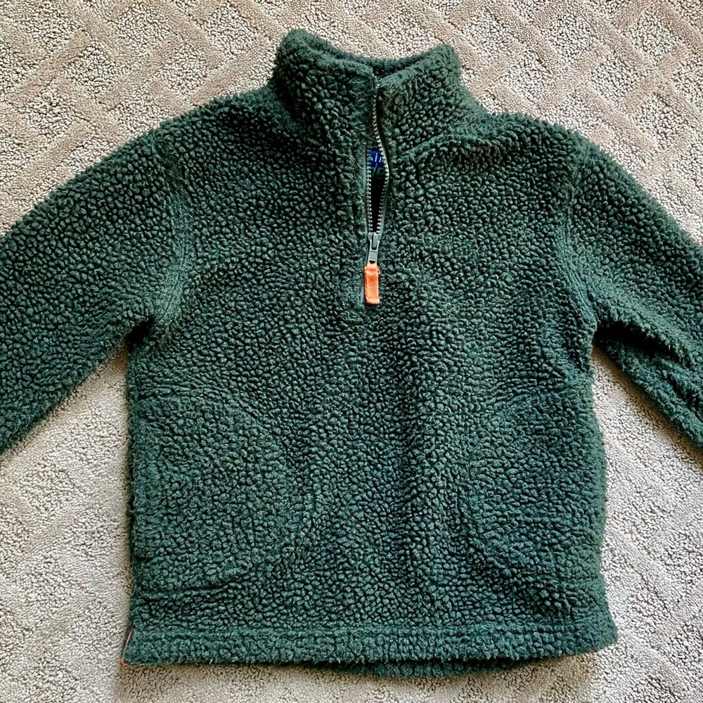 Charcoal gray half zip fleece. No lining. Size 5-6. GUC.